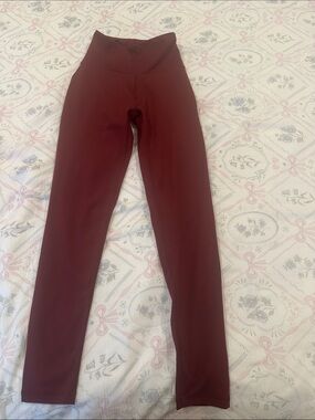 Adidas High-Waist Burgundy Leggings
Aeroready style. Never been worn
